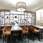 Hotel Mespil 4*