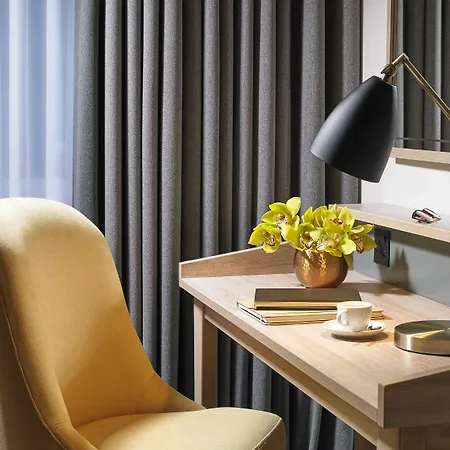 Mespil Hotel 4*