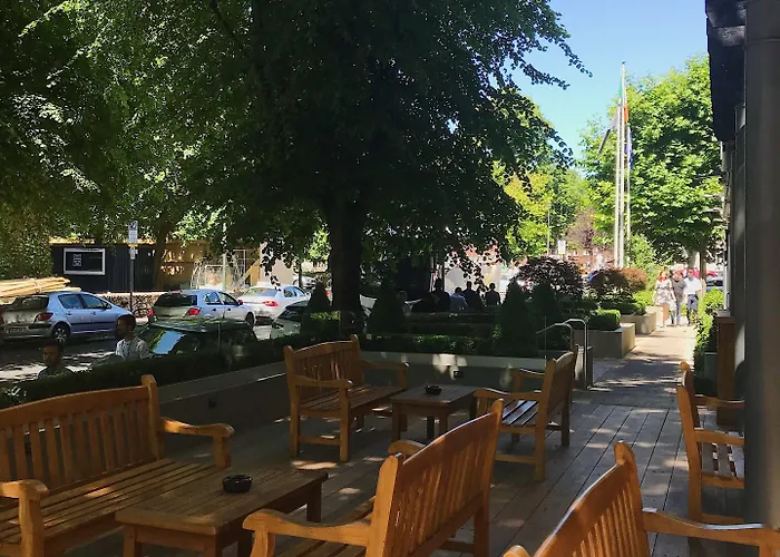 Szálloda Mespil 4*