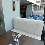Hotel Mespil 4*